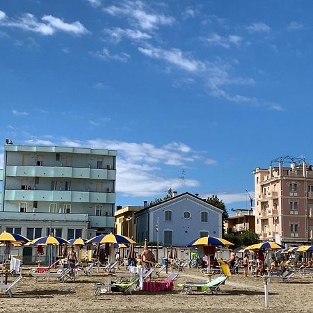 Hotel Acquamarina Viserba Rimini Dış mekan fotoğraf