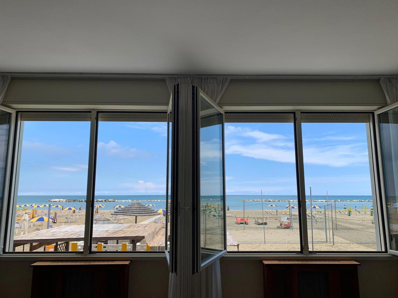 Hotel Acquamarina Viserba Rimini Dış mekan fotoğraf