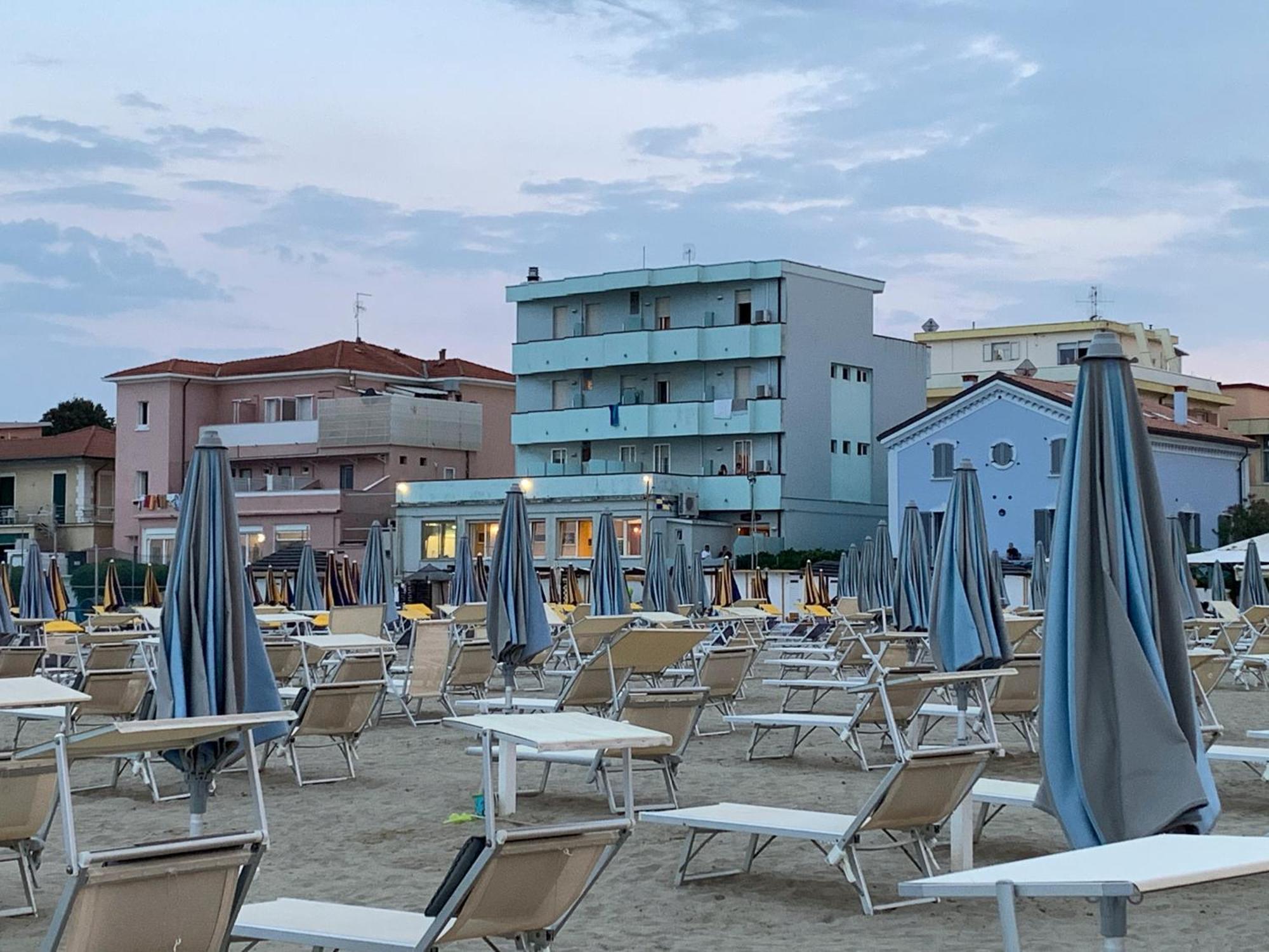 Hotel Acquamarina Viserba Rimini Dış mekan fotoğraf